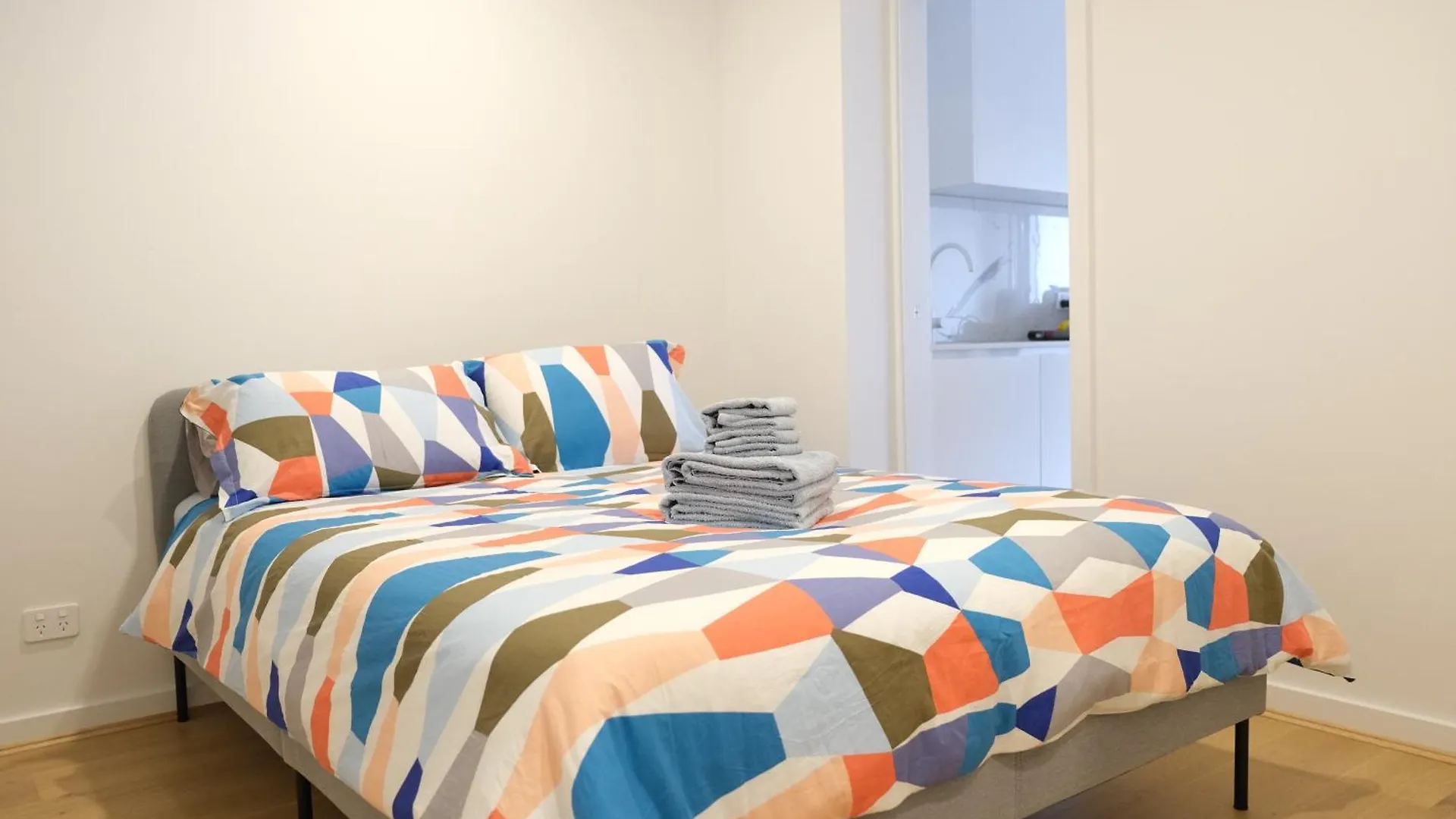 Cbd Japanese Retreat 2Br 1P Brekky Wifi Netflix Apartment Canberra Australia