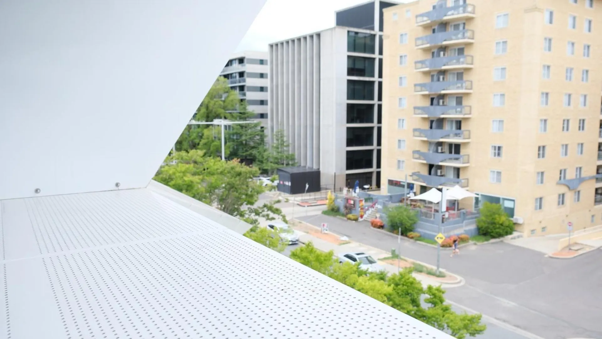 Cbd Japanese Retreat 2Br 1P Brekky Wifi Netflix Apartment Canberra 0*,  Australia